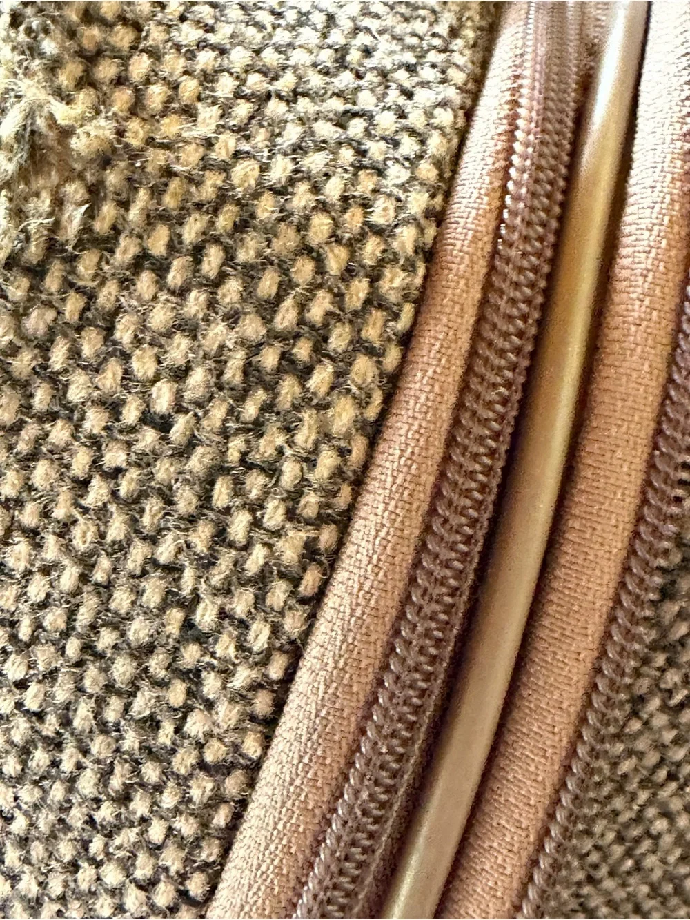Vintage 24” Hartmann Tweed Rolling Suitcase/Luggage READ